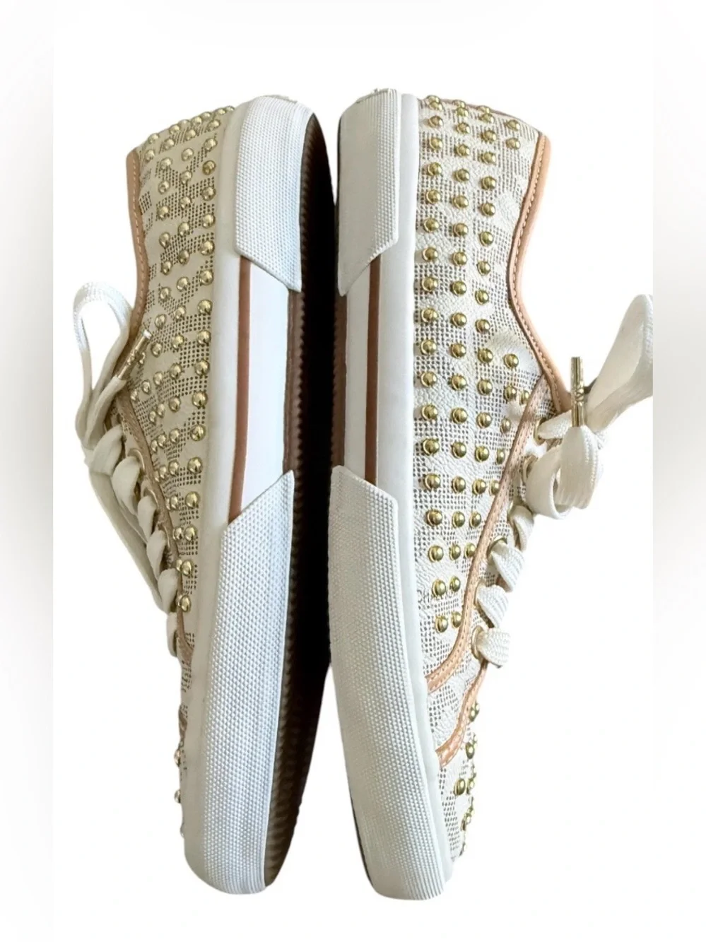 Michael Kors Medici women’s 8M studded lace up leather white & tan logo sneaker